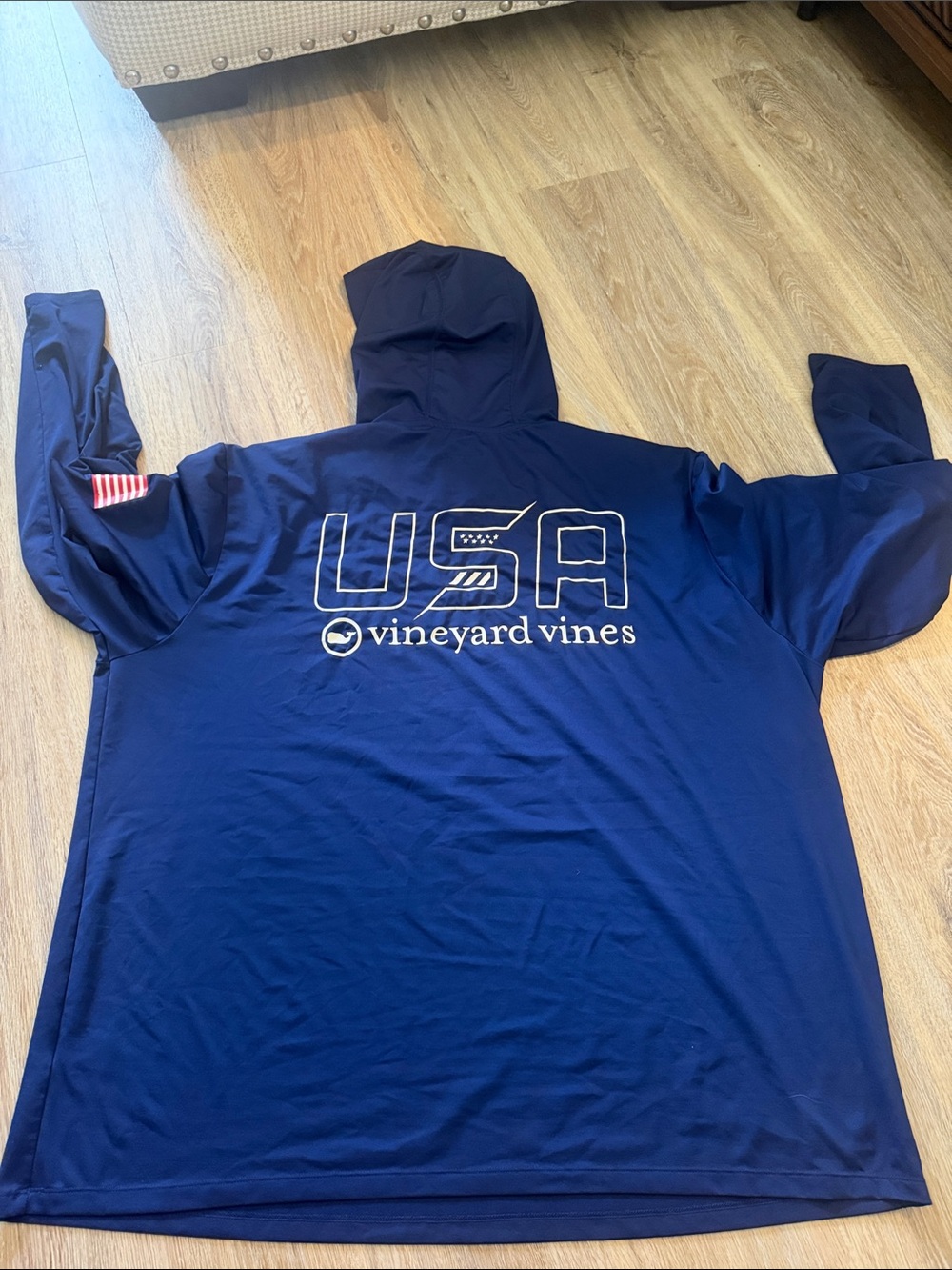 Vineyard Vines Men's Navy USA Hooded performance